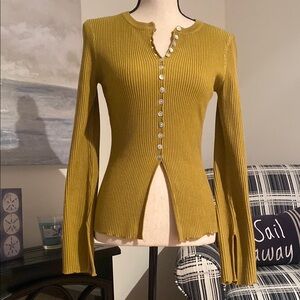 Chic Mustard Ribbed Cardigan